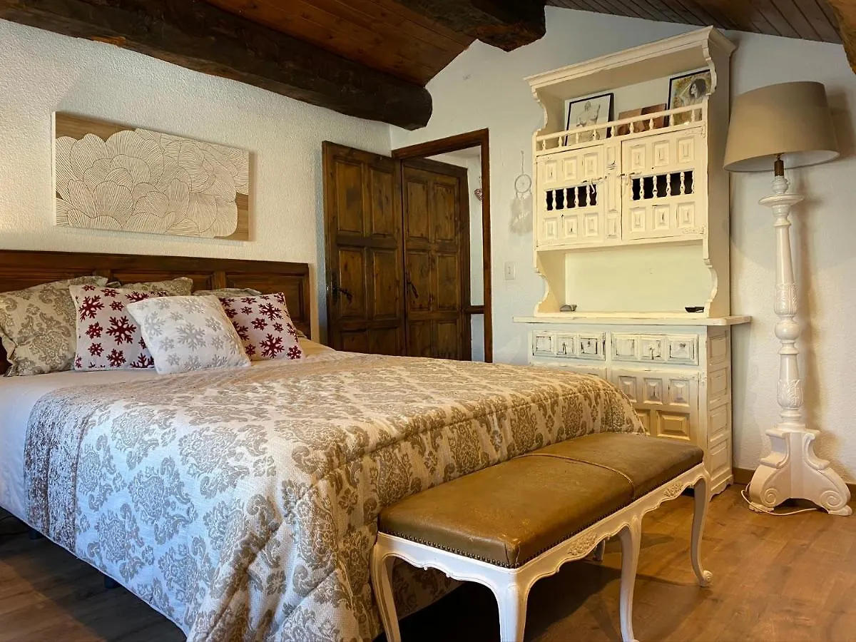Apartamento Duplex Llivia 0*,